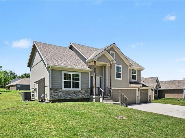 1301 W Concord Drive