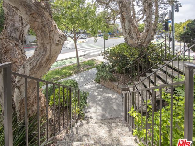 1301 17th St, Unit 102, Santa Monica, CA 90404 | MLS #26835