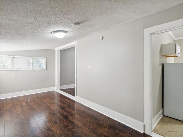 1301 2 Bedroom Apartment for Rent at 1301 E 32nd St, Savannah, GA 31404 Live Oak
