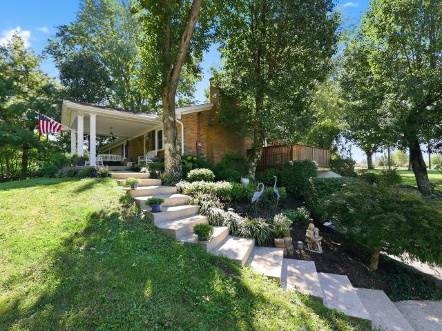 1302 Long Lick Pike