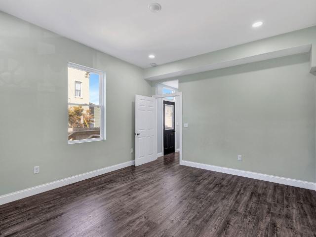 1302 Russell Street