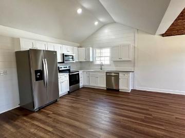 1302 Riverbend Rd, 2895, US, GA