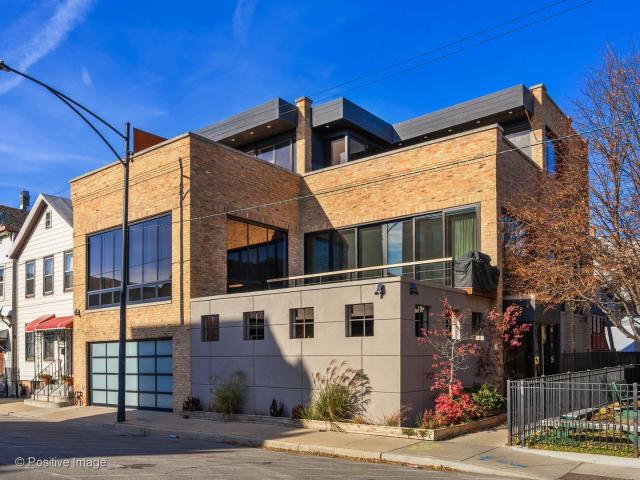 1302 W Erie Street, Chicago, US, IL