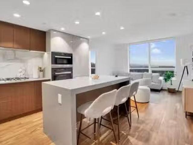 1302 1675 Lions Gate Lane, North Vancouver, BC, V7P 0E3 Sing.