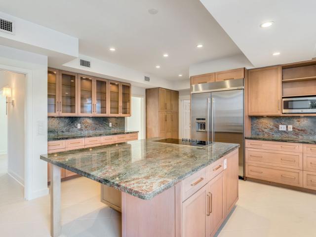 13032 Mar St, Coral Gables, US, FL