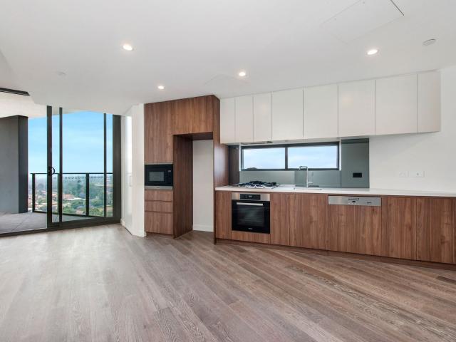 1303/38 Oxford Street, Epping | Village Property