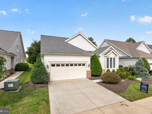 13039 Triple Crown Loop