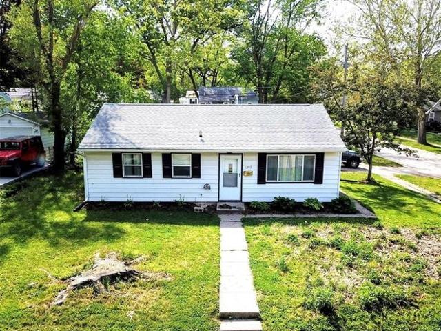 1303 Ash St, Iowa City, IA 52240