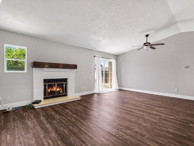 1303 Crane Dr
