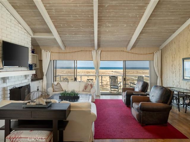 1303 E Balboa Blvd, Newport Beach, CA 92661 | MLS #NP26090