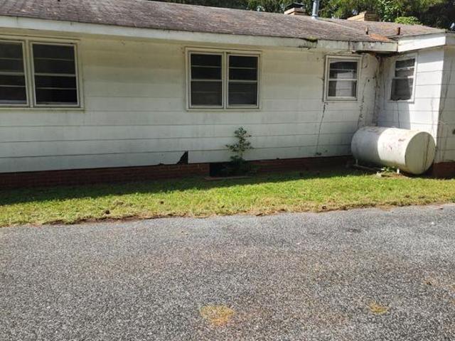 1303 West Road