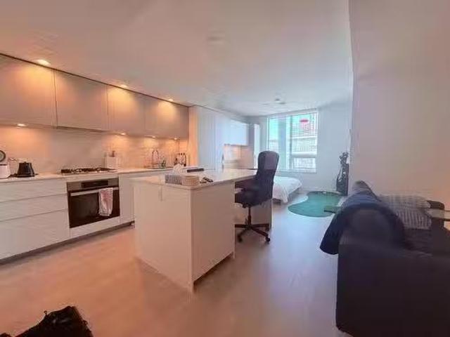 1303 6537 Telford Avenue, Burnaby, BC, V5H 0K9 lease for lea.