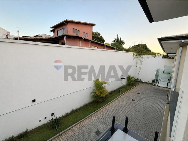130.00 M² Casa de Condomínio Alugar, 4 Dormitórios localizado em Rua Expedicionário Nilo Morais Pinheiro, 512 Igrejinha da Pampulha São Luiz Pampulha, Belo Horizonte, Minas Gerais, 31310060 | Brasil
