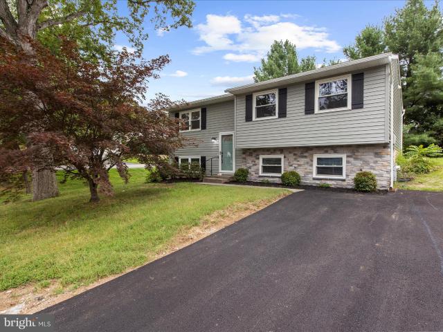 130 Clarence Ave, Severna Park, MD 21146 | MLS #MDAA2123