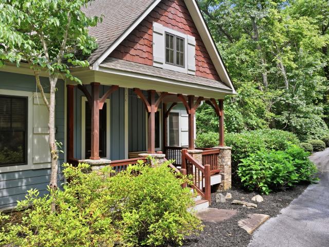 130 Cross Vine Drive