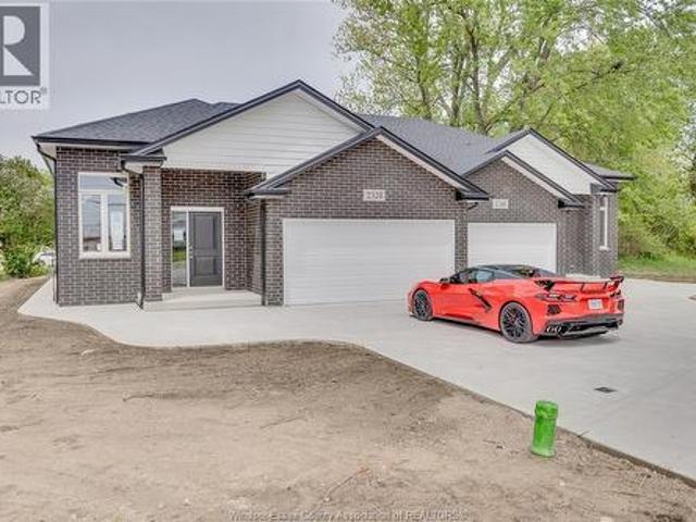 130 Angelo Avenue, Lasalle, ON, N9J 0E5 house for sale | Listing ID 26015 | Royal LePage