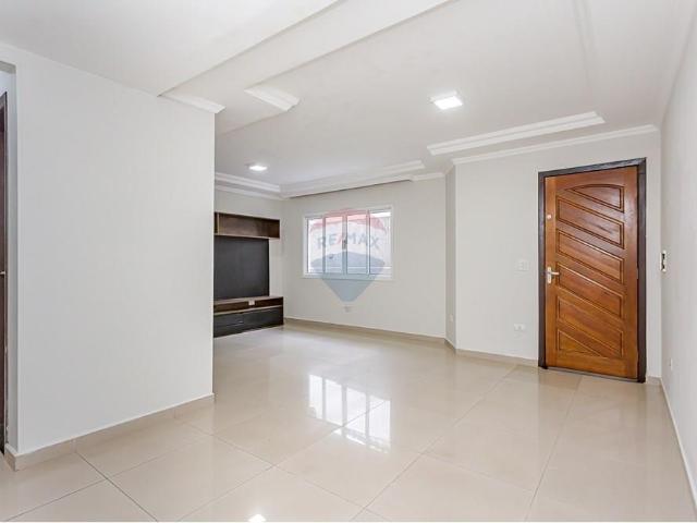 130 Área Útil Casa Alugar, 3 Dormitórios localizado em Rua Doutor Augusto Lôbo de Moura, 297, Fazendinha, Curitiba, Paraná, 81330010 | Brasil