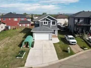 130 Arsenault Cove, Fort Mcmurray, AB, T9J 1J7 house for sal.