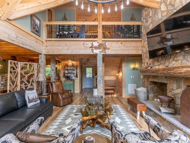130 Autumn View Lane