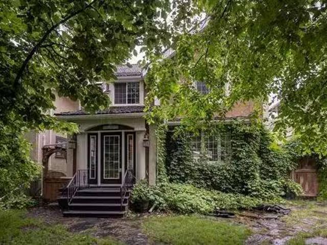 130 Brock St, Winnipeg, MB, R3N 0Y4 house for sale Listing.
