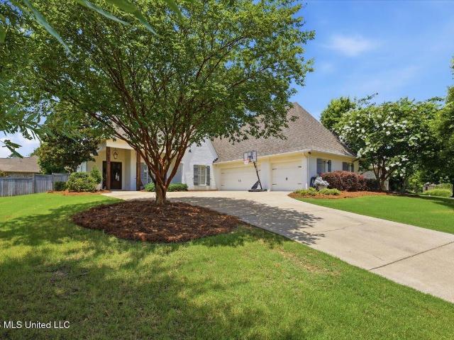 130 Grayhawk Drive