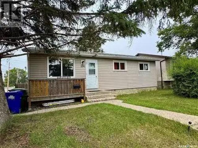 130 Donaldson Street, Prince Albert, SK, S6V 5Y8 house for s.