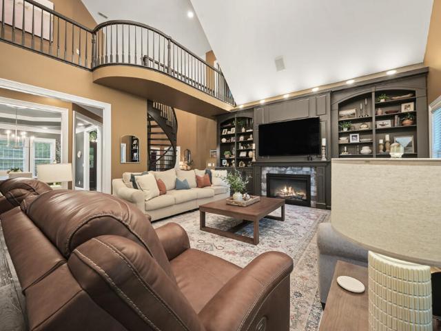 130 Deer Point