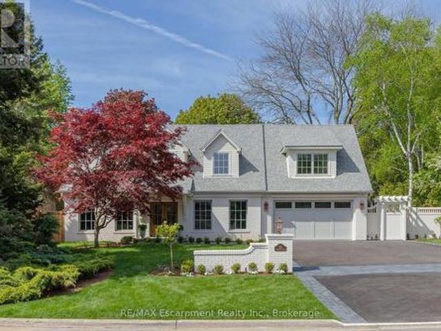 130 Edgecliffe Place, Burlington Appleby, ON, L7L 3Z3 house for sale | Listing ID W13816 | Royal LePage