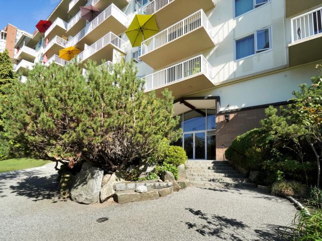 130 Keith Road, West 2 Bedroom Apartment for Rent