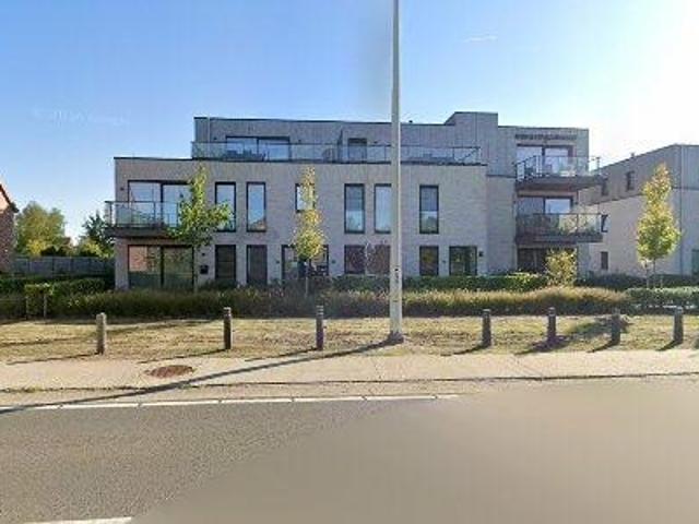 130 m2 apartment for rent in Malle