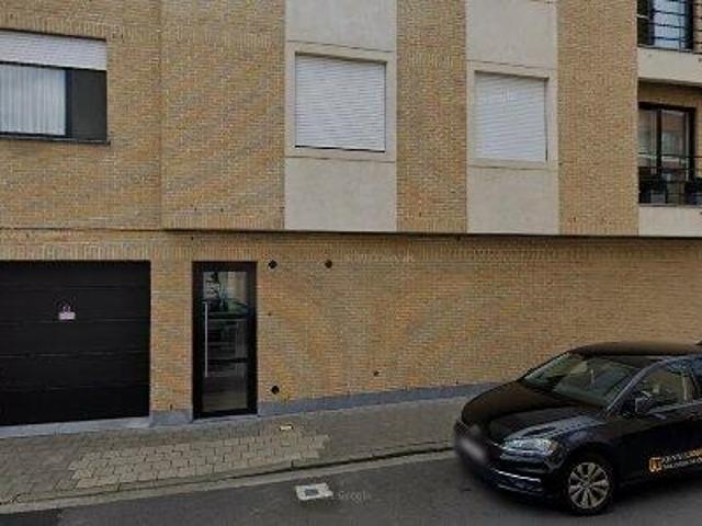 130 m2 apartment for rent in Roeselare