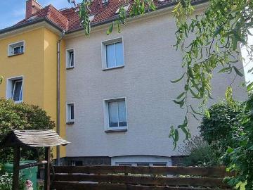 130 m² Eigennutzung + 3 Mietwohnungen