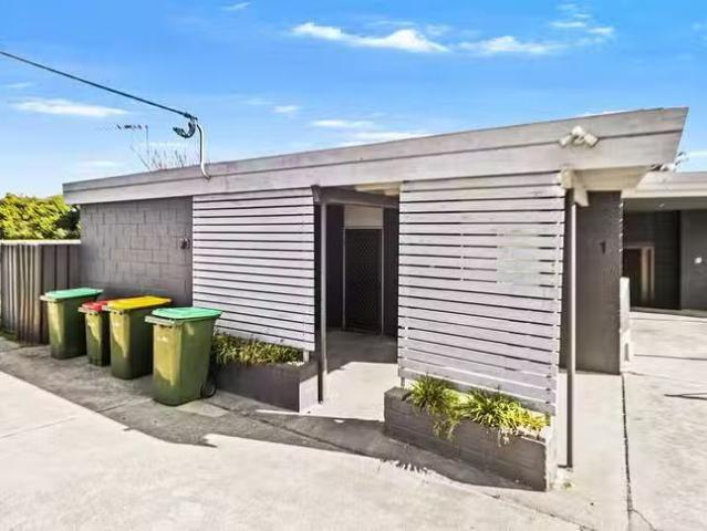 1/30 Mitchelmore Street, Turvey Park, NSW 2650