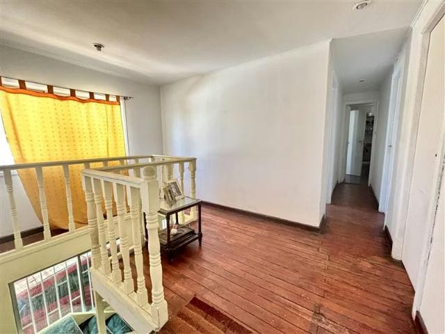 130 millones Casa Vende Parade 26 vicuña mackenna La florida | 5 dormitorios por 130000. 00 en La Florida