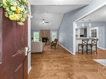 130 Saint Paul Drive