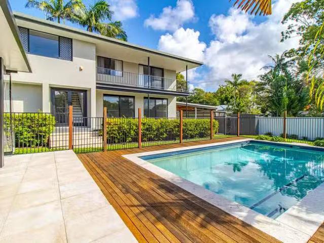 130 Slatyer Avenue, Bundall, QLD 4217