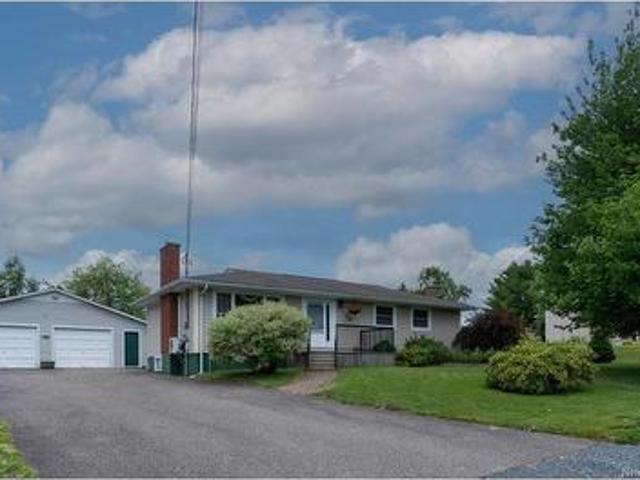 130 Sunrise Esates Dr, New Maryland, NB, E3C 1G6 house for sale | Listing ID NB144541 | Royal LePage
