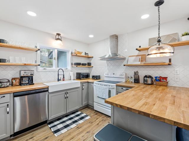 130 Sweet Briar Road