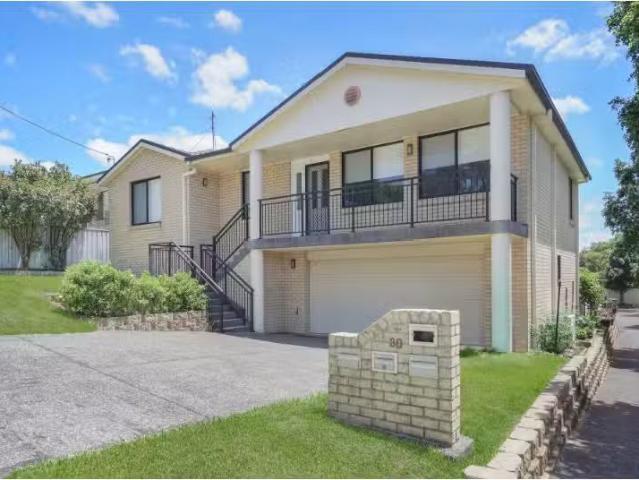 1/30 Perks St, WALLSEND Townhouse for rent Listed by Love Ren.