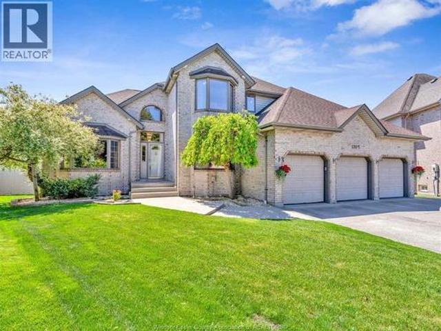 130 Pheasant Run Drive, Lakeshore, ON, N8L 0Z7 house for sale | Listing ID 26016 | Royal LePage