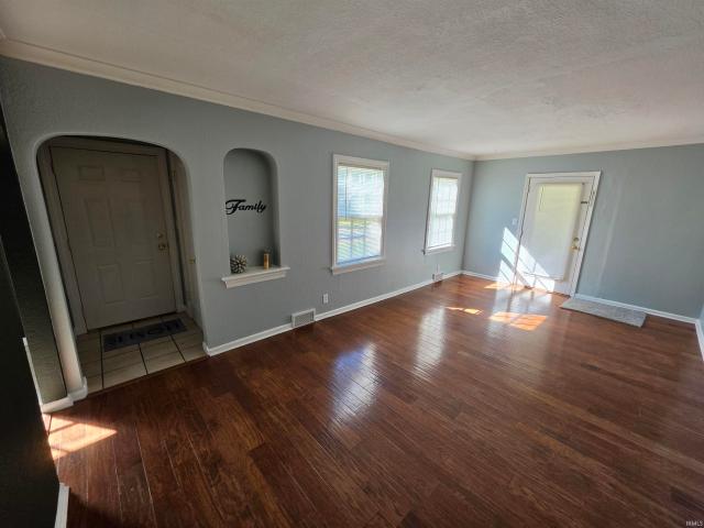 130 W Fleming Avenue