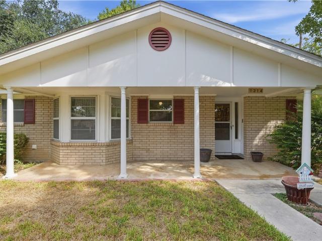 1314 Canary Lane