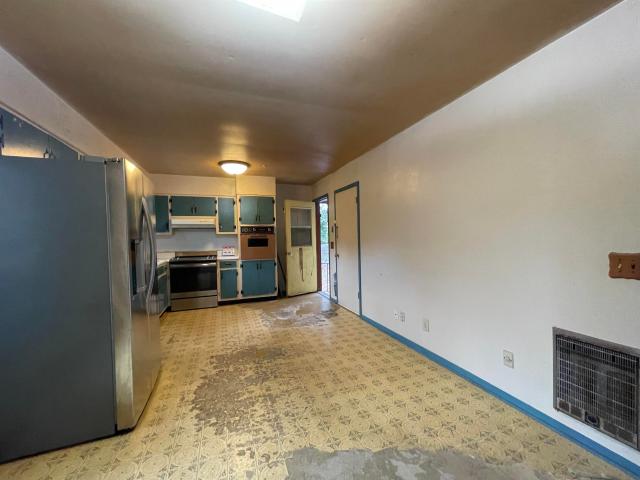 1315 NW Maple Dr