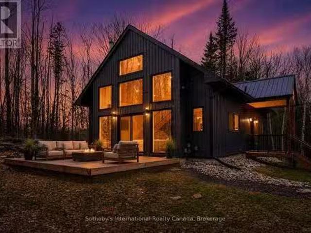 1315 North Drive, Dysart Et Al Guilford, ON, K0M 1S0 house.