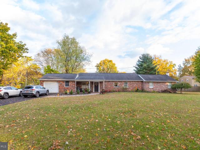 1315 Deer Run Rd, Hatfield, PA 19440 | MLS #PAMC2160