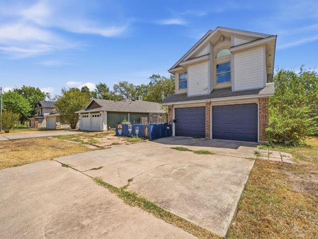 1315 E Logan St