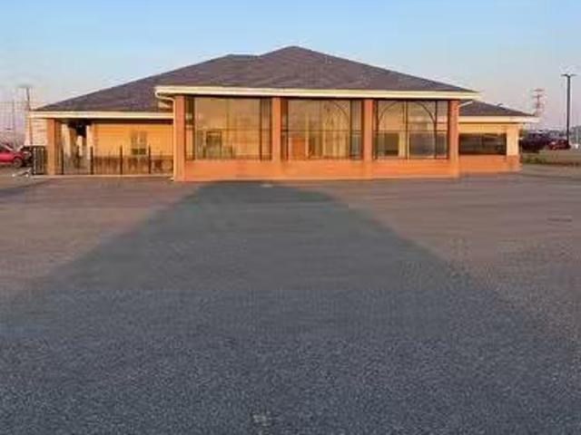 1315 Freebairn Avenue, Pincher Creek, AB, T0K 1W0 commercial.