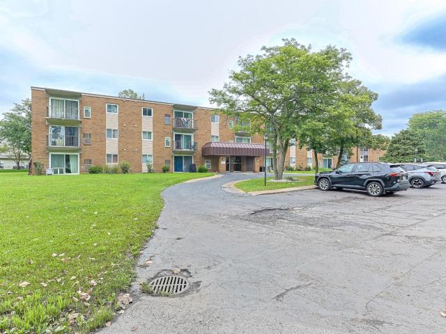 1315 S Lake Wilmer Drive # 303