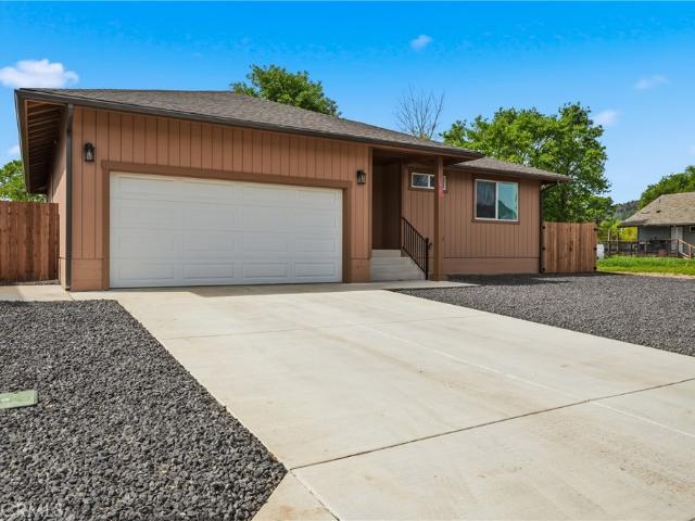 13161 Venus Village