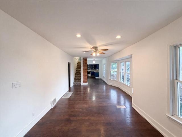 1316 E 44th Street
